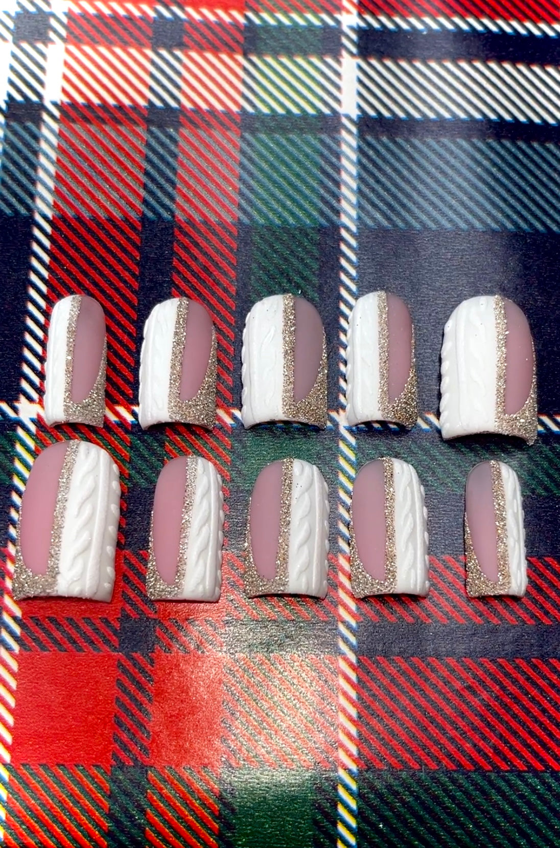 Sparkly Sweater press on nails